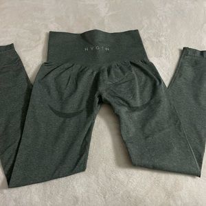 NVGTN leggings!